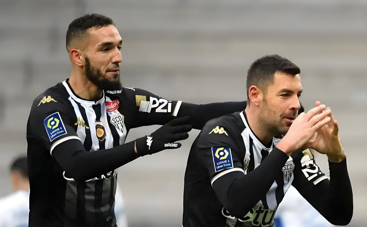 开云体育APP下载-里尔客场击败南特，保持法甲前四位置